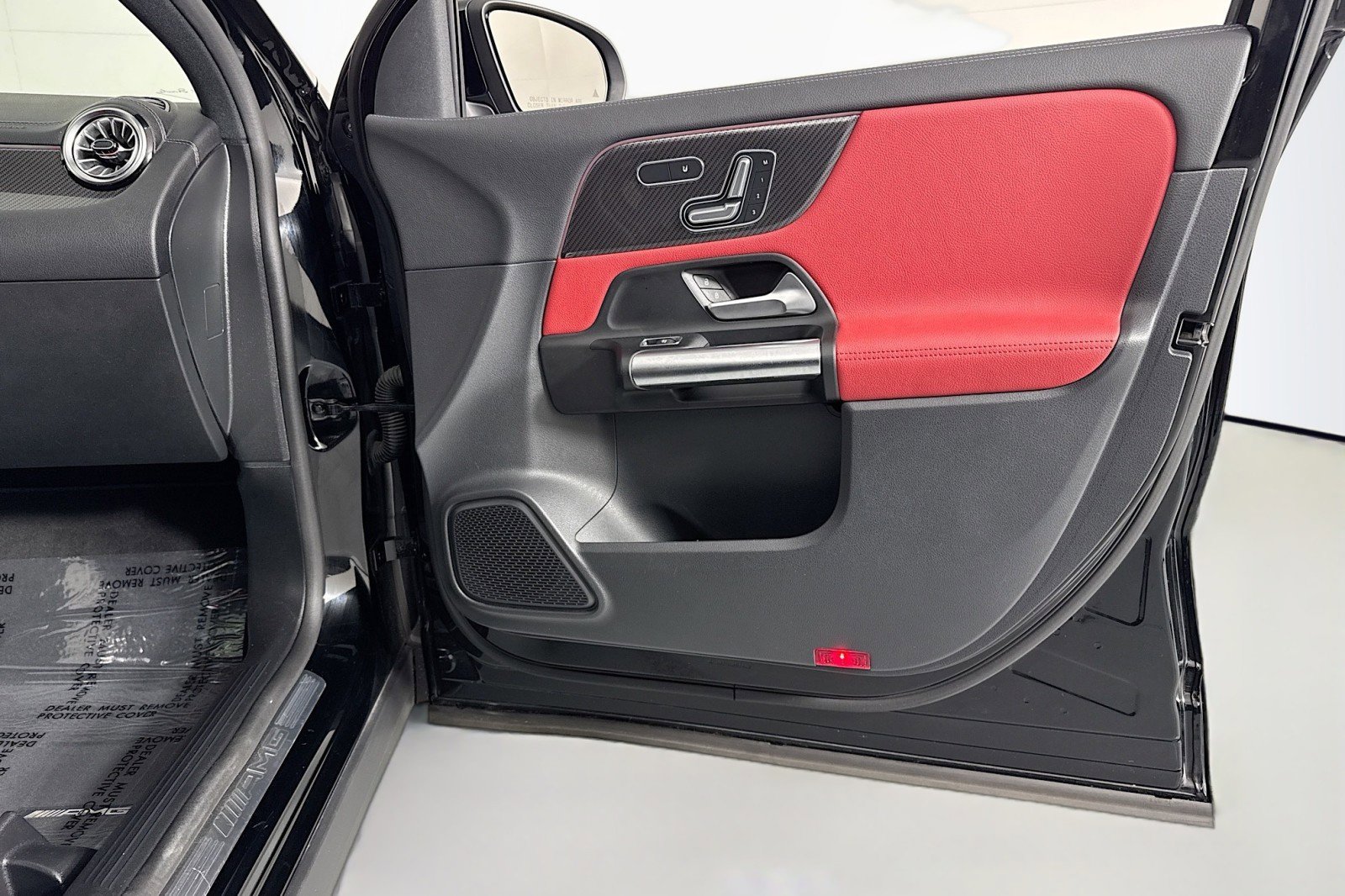 Certified 2022 Mercedes-Benz GLA 35 AMG 4MATIC image 23