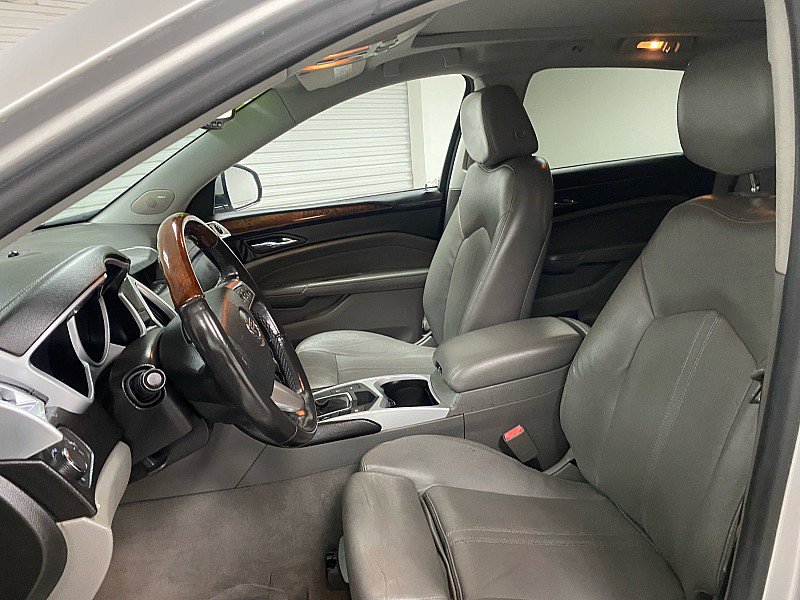 Used 2010 Cadillac SRX Luxury image 9