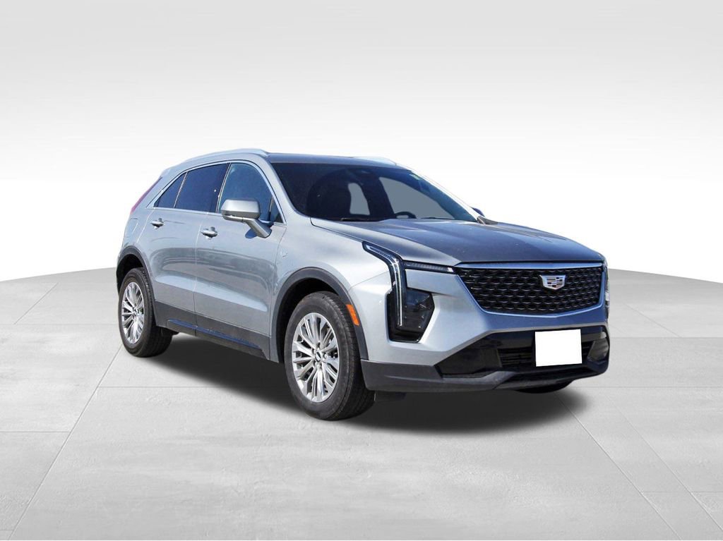 Used 2024 Cadillac XT4 Premium Luxury image 1