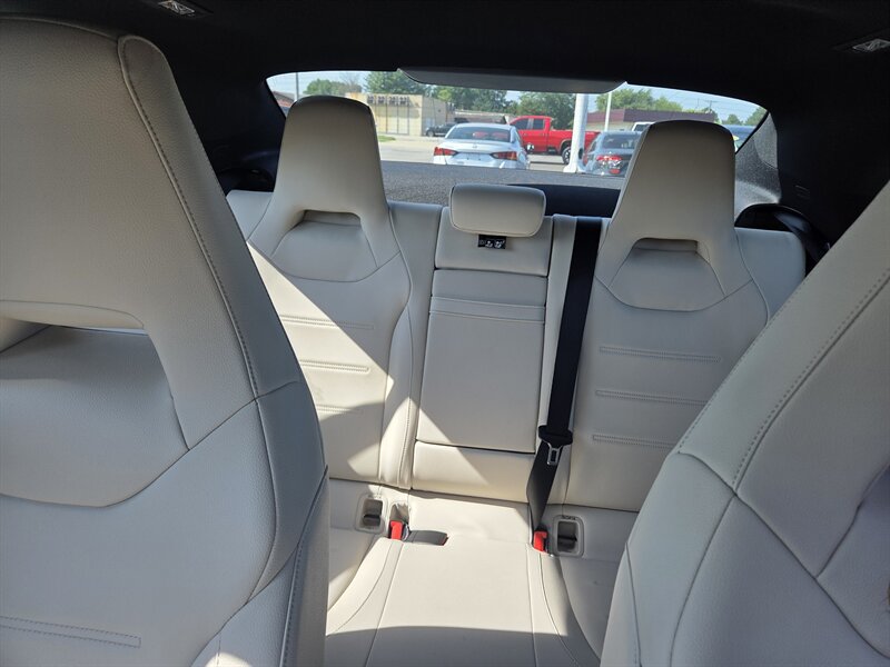 Used 2020 Mercedes-Benz CLA 250 4MATIC image 22
