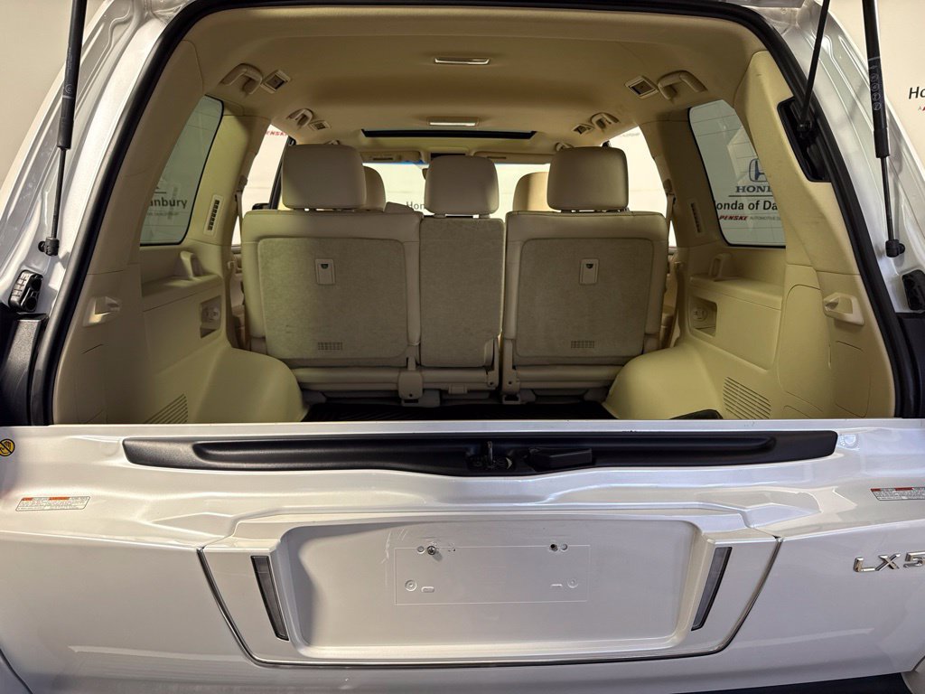 Used 2019 Lexus LX 570 4WD w/ Luxury Package image 10
