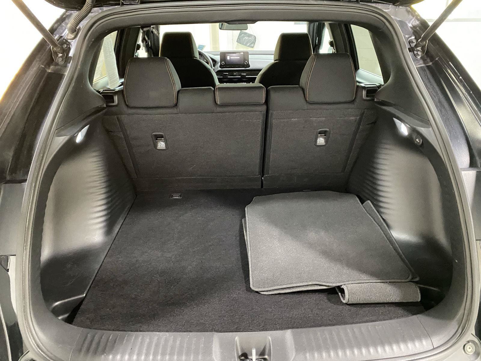 Used 2024 Honda HR-V Sport image 14