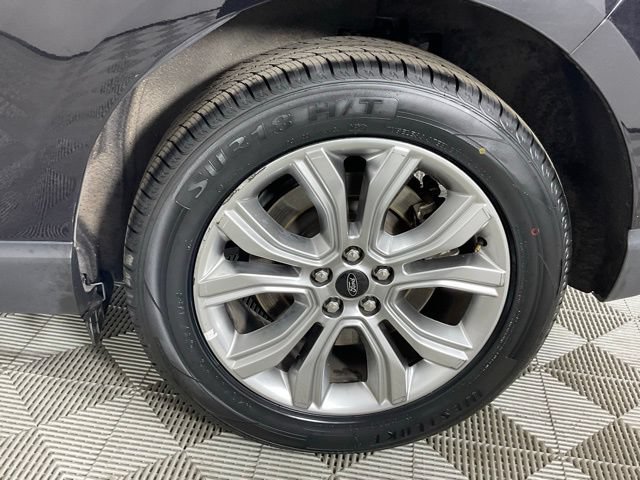Used 2024 Ford Edge Titanium AWD/4WD image 9