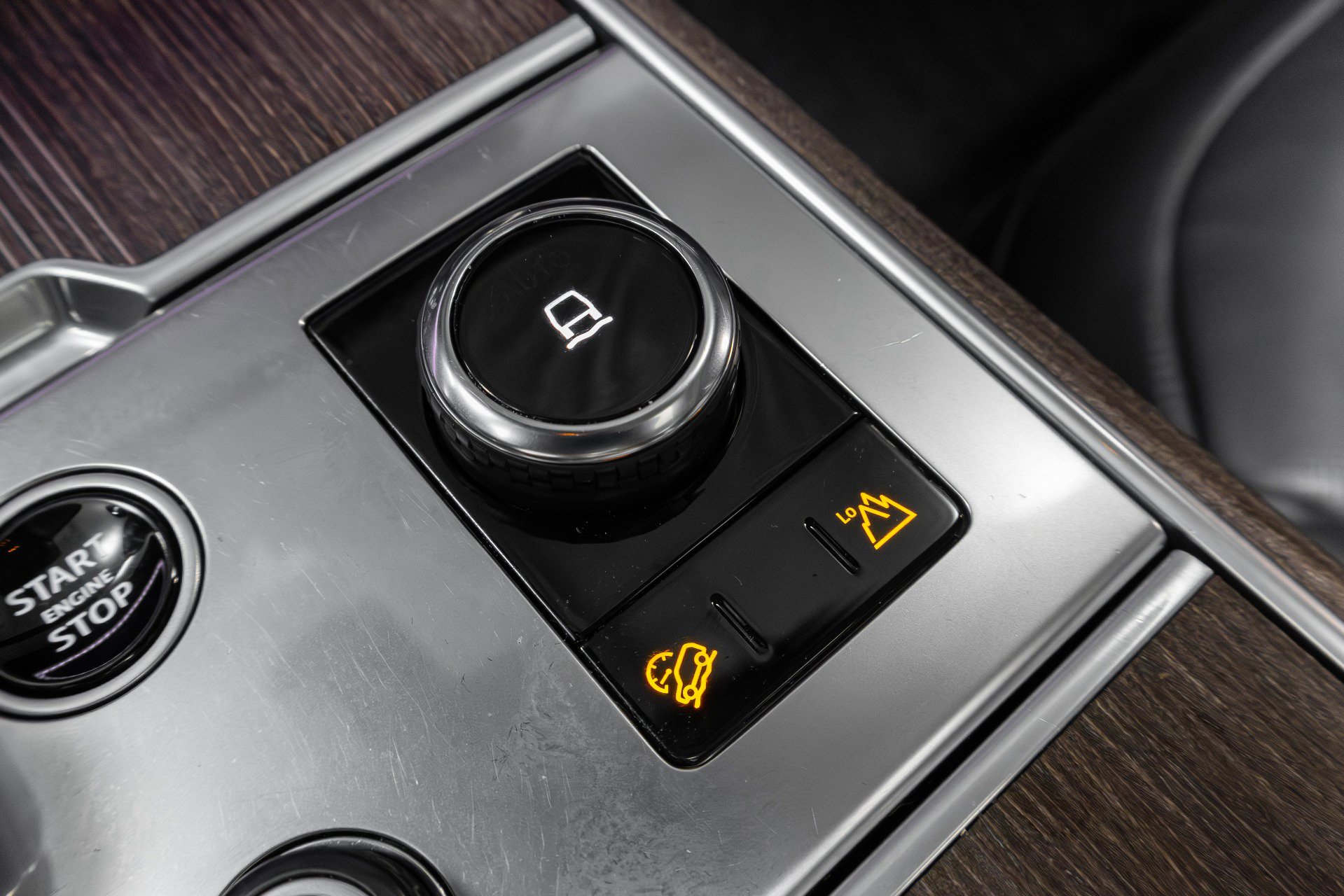 Used 2023 Land Rover Range Rover Long Wheelbase Autobiography image 47