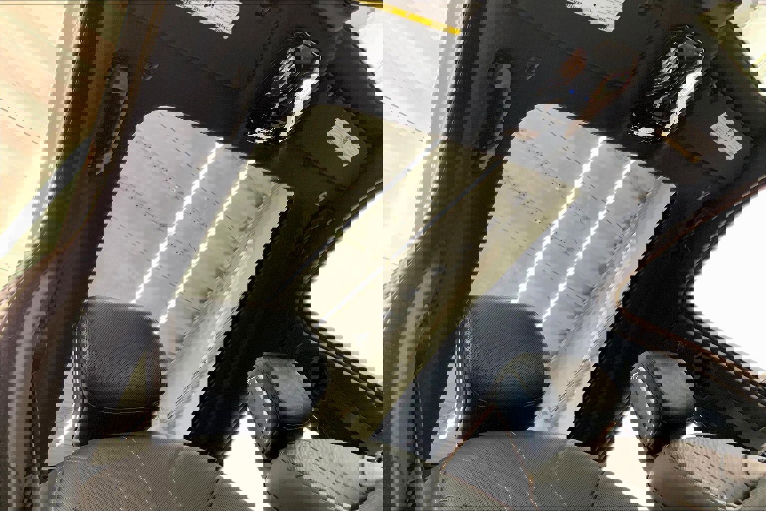 Used 2024 BMW i7 eDrive50 image 25