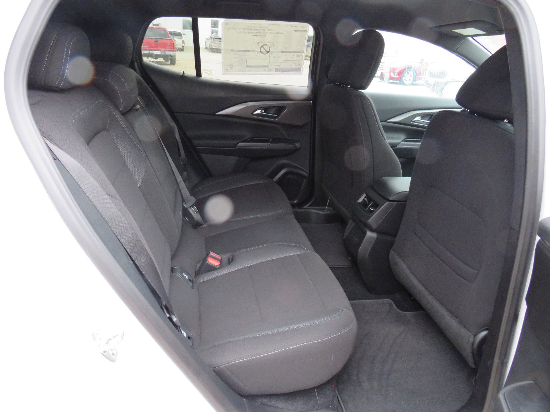 New 2026 Chevrolet Equinox EV LT image 9