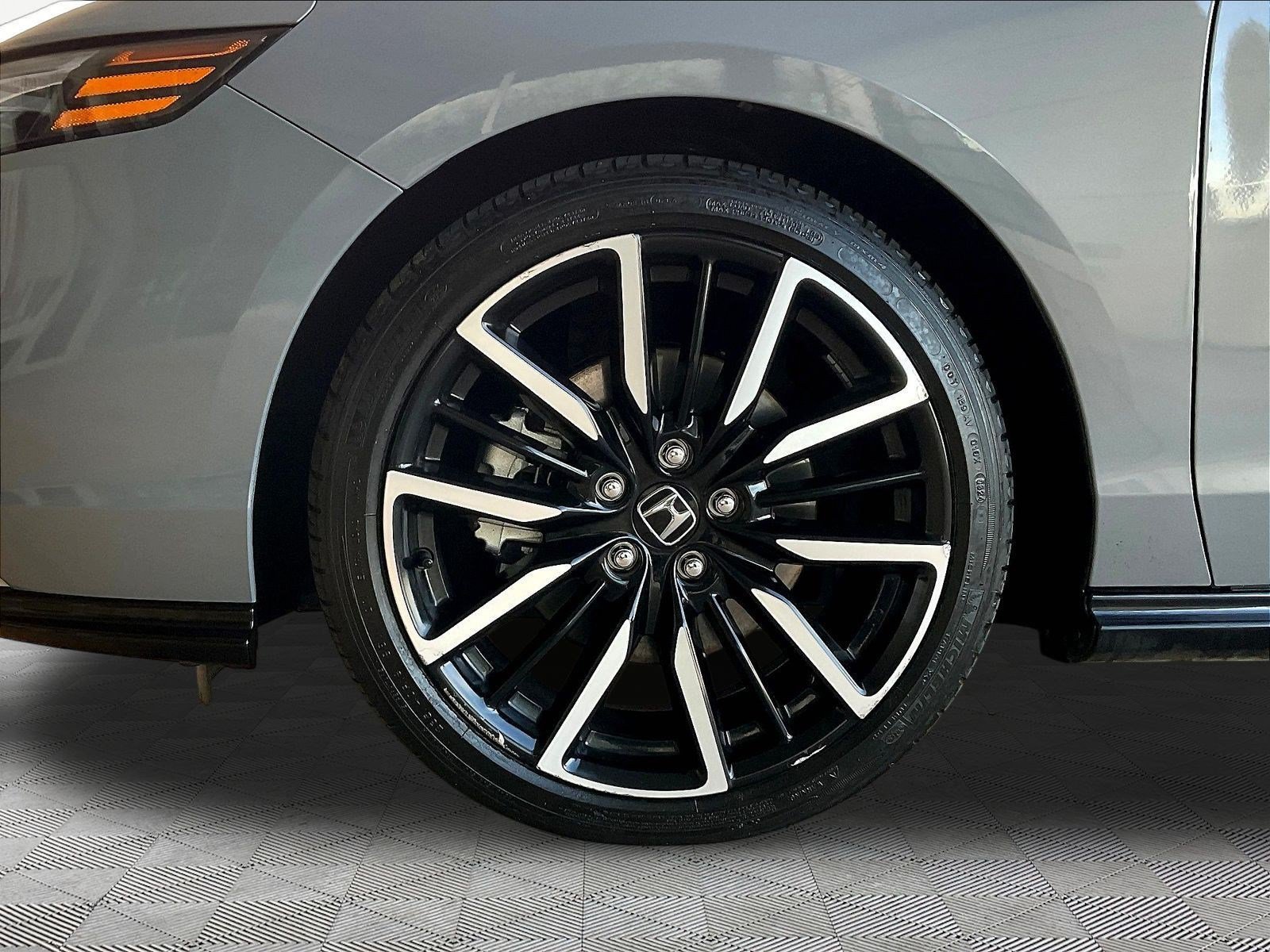 Used 2024 Honda Accord Touring image 32