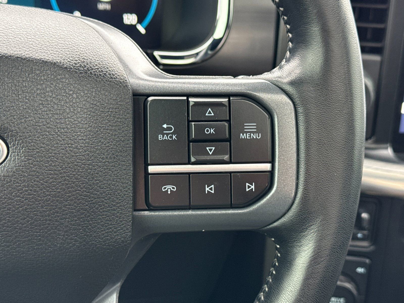 Used 2023 Ford F150 Lariat image 29