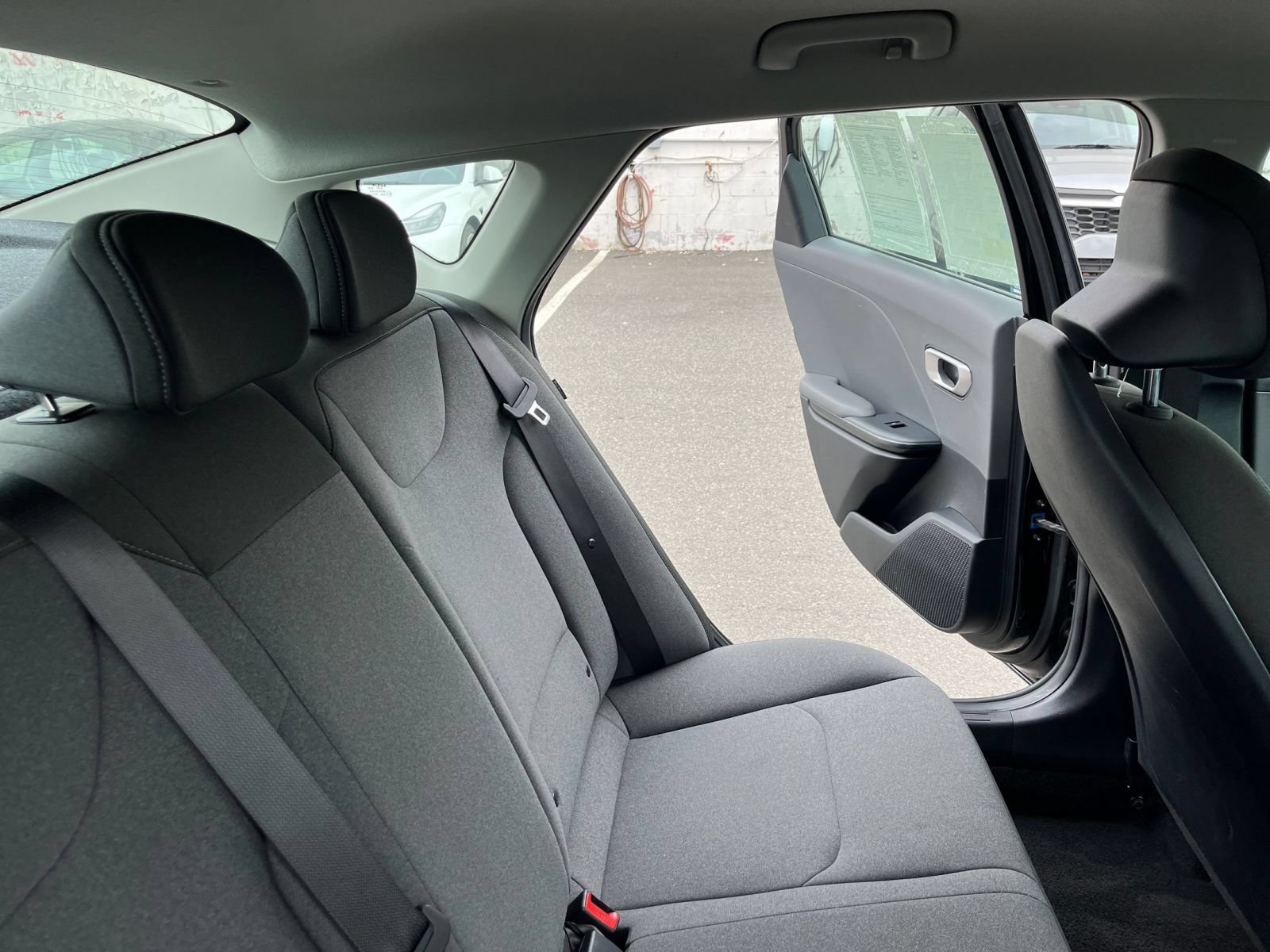 Used 2025 Kia K4 FWD image 36