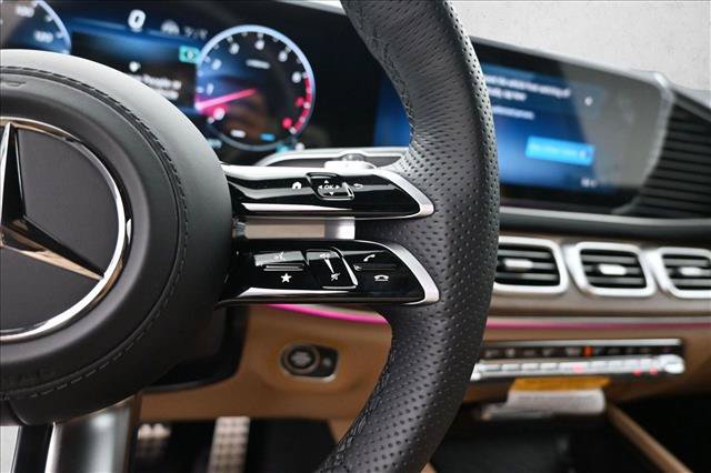 New 2026 Mercedes-Benz GLS 450 4MATIC image 16