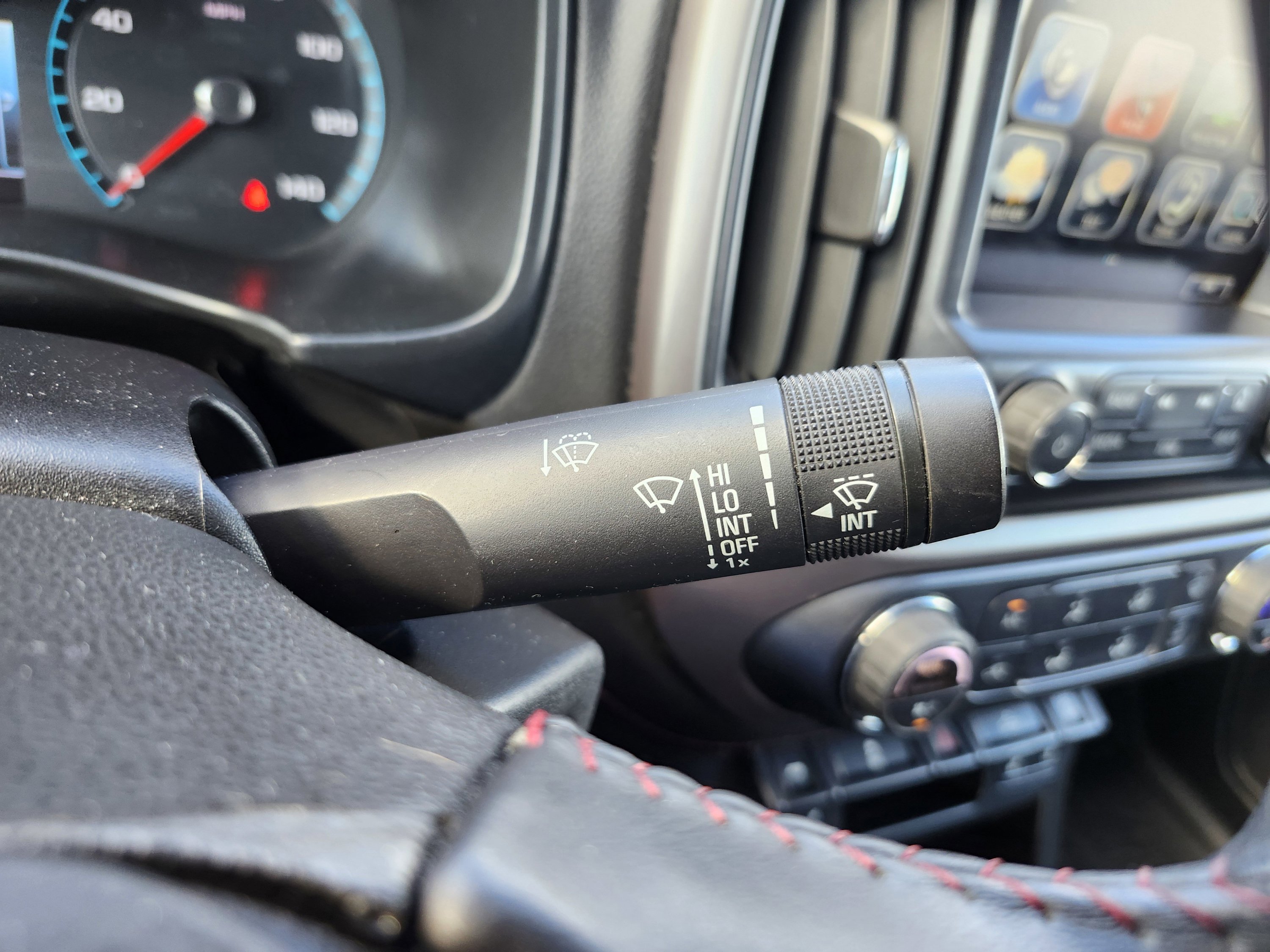 Used 2018 GMC Canyon All Terrain w/ Trailering Package image 14