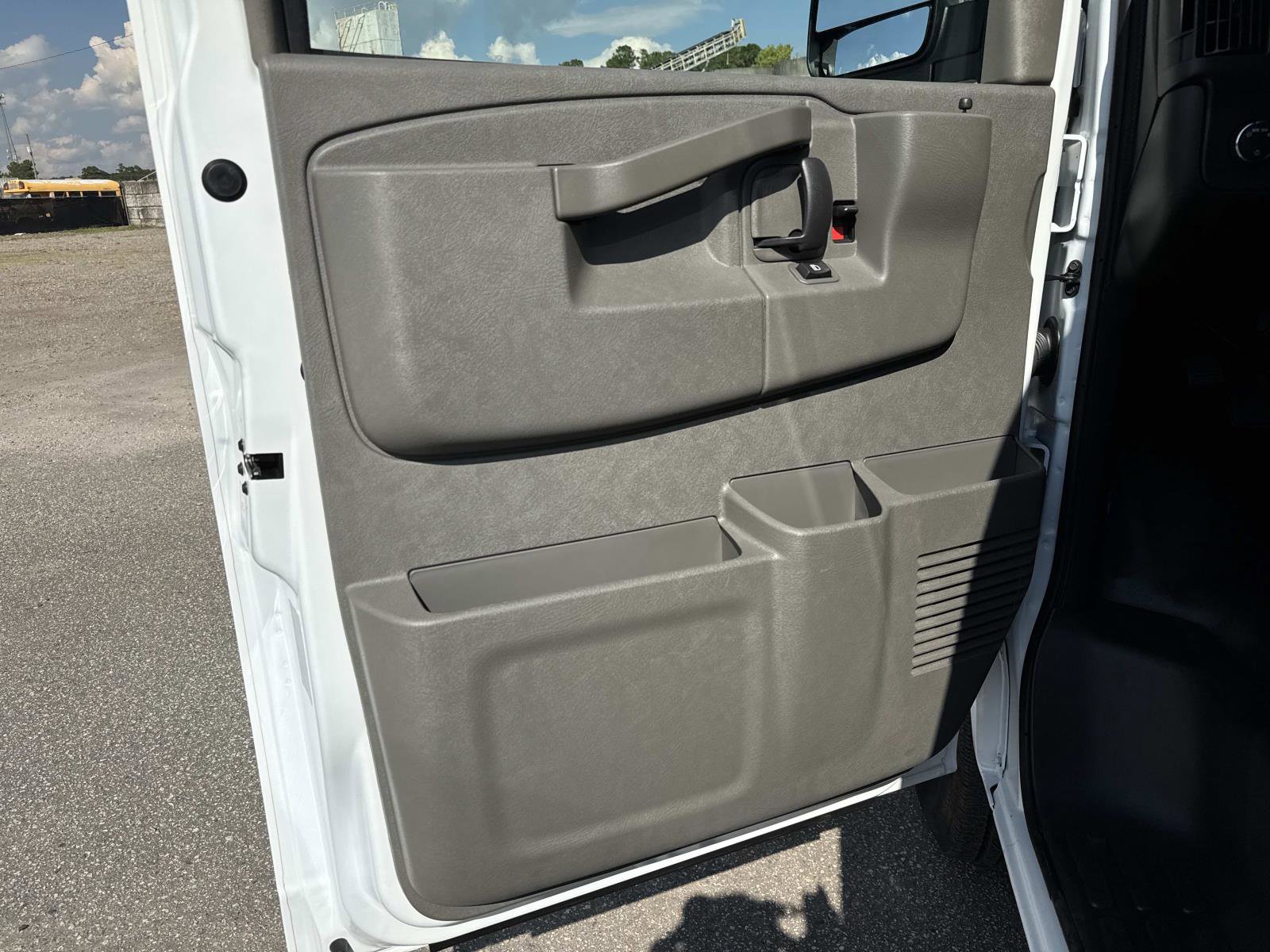 New 2025 GMC Savana 2500 w/ Driver Convenience Package image 18