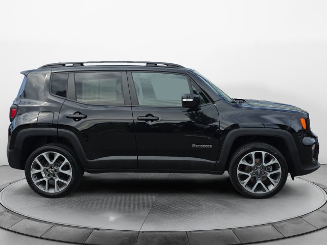 Used 2022 Jeep Renegade Limited w/ Sun, Sound & Wheels Group AWD/4WD image 6