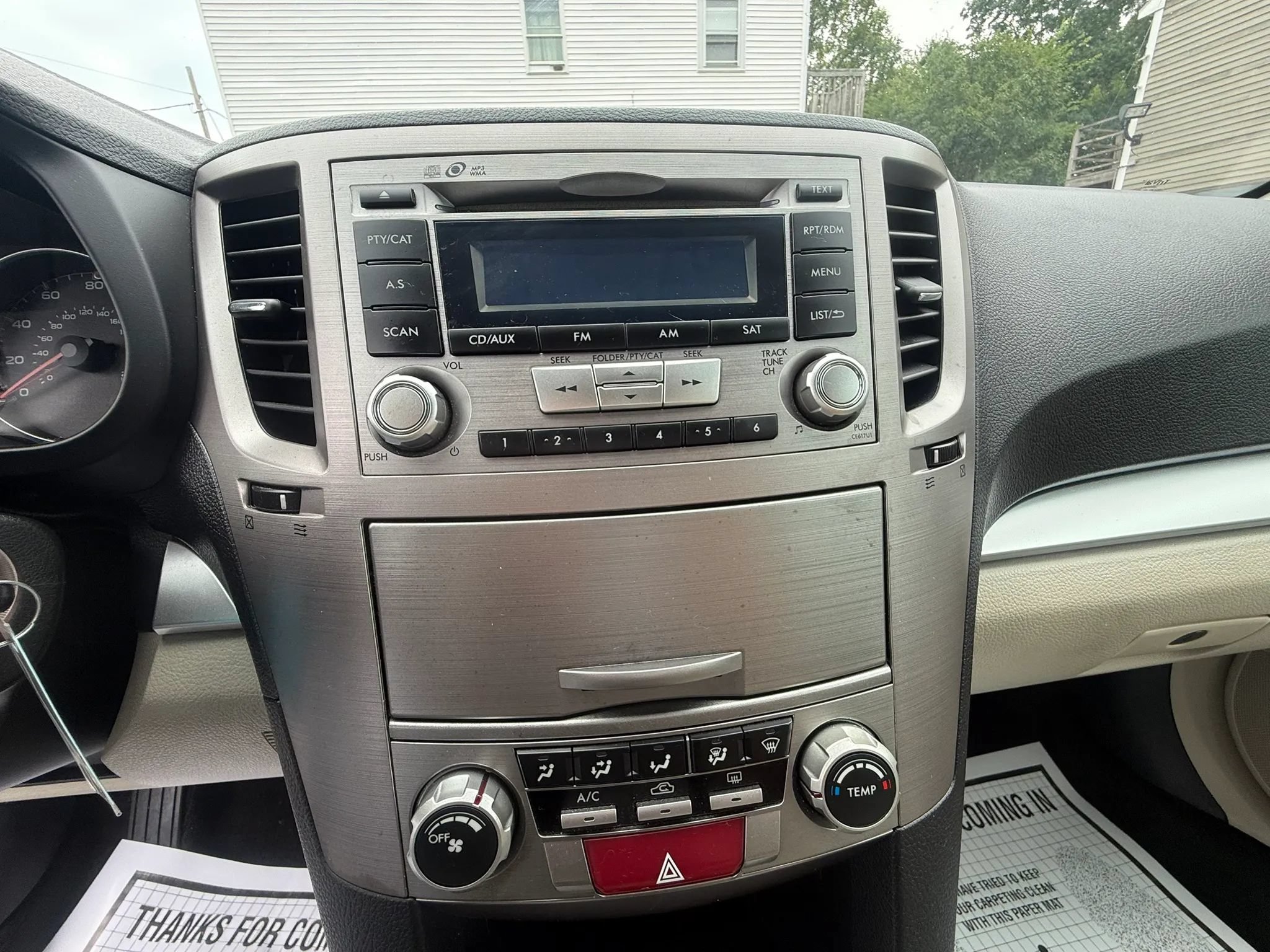 Used 2013 Subaru Outback 2.5i Premium w/ All-Weather Pkg AWD/4WD image 26