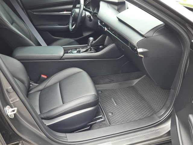 Used 2024 MAZDA MAZDA3 s FWD image 9