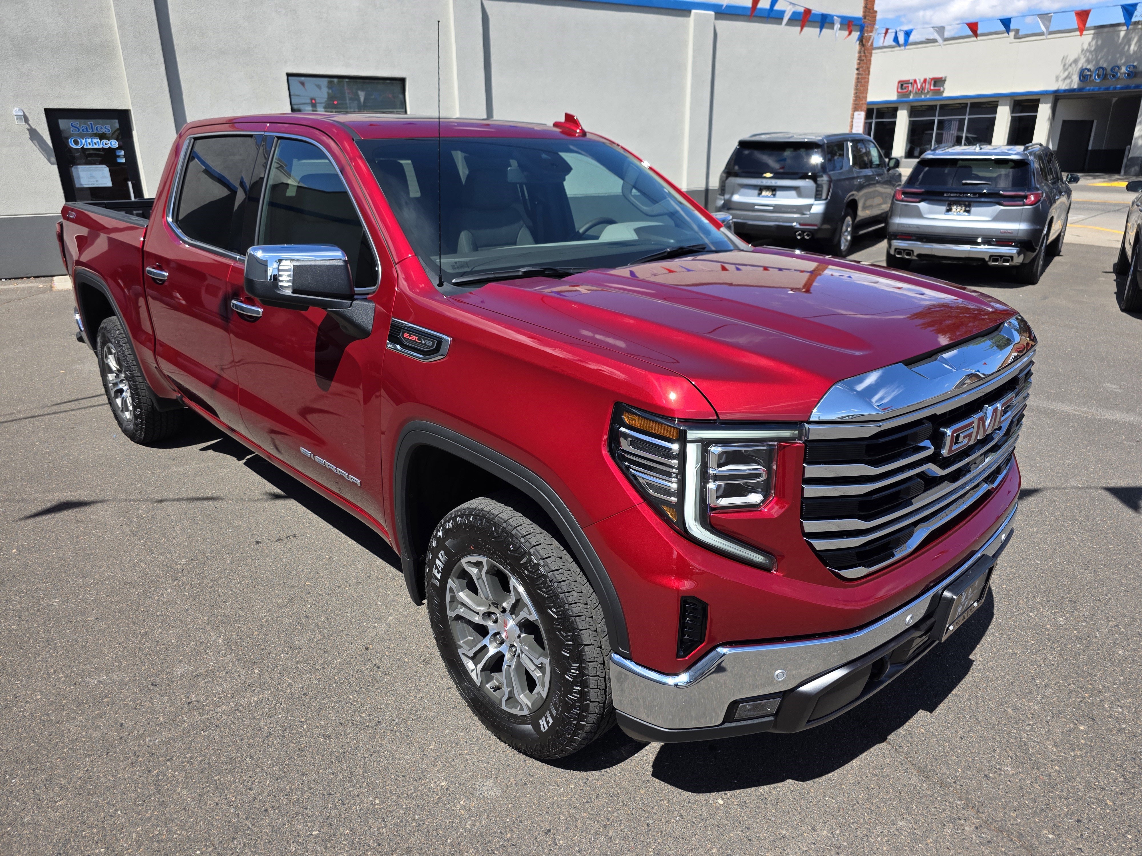 New 2026 GMC Sierra 1500 SLT w/ SLT Convenience Package image 28