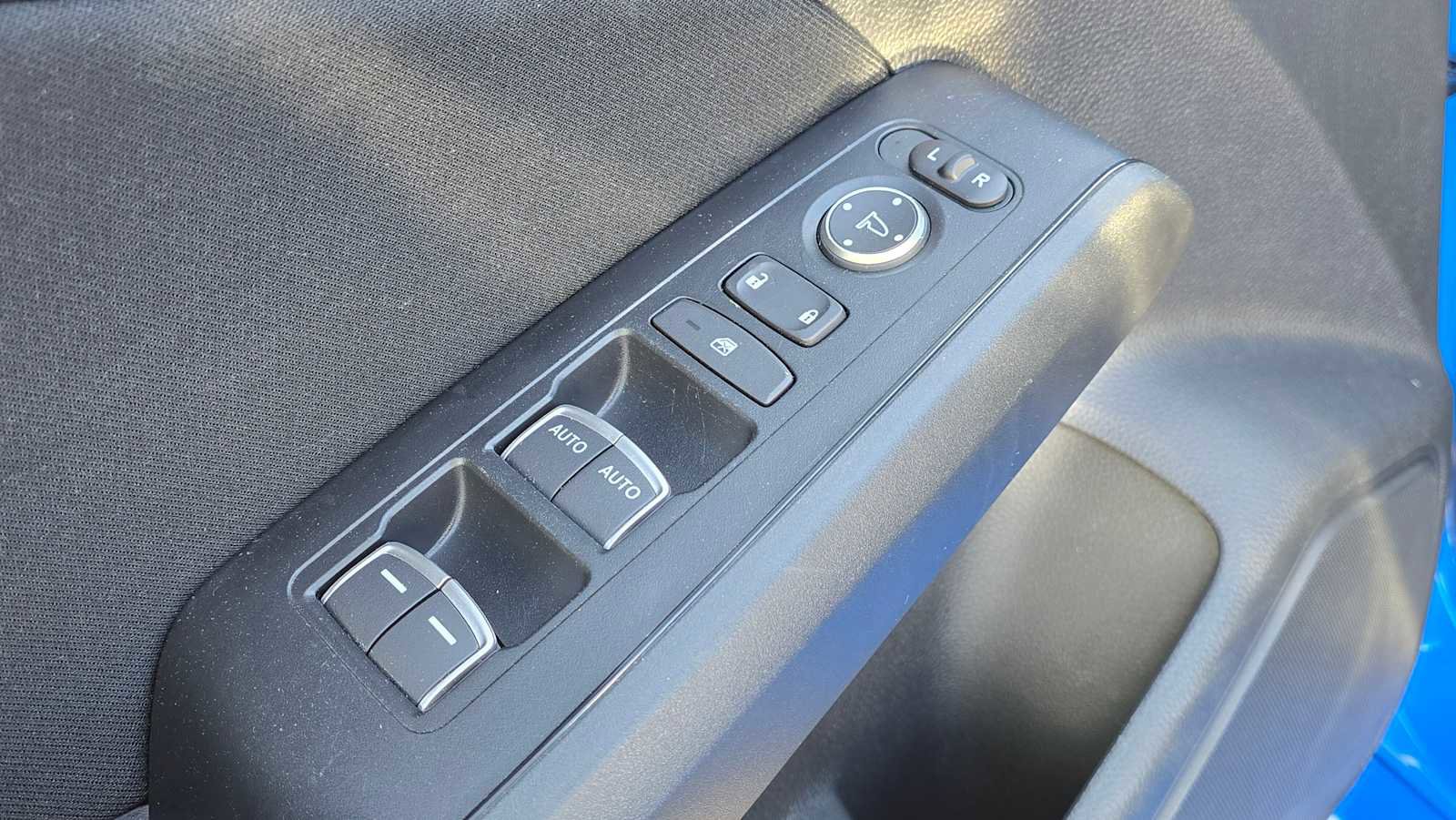 Used 2023 Honda Civic Sport image 25