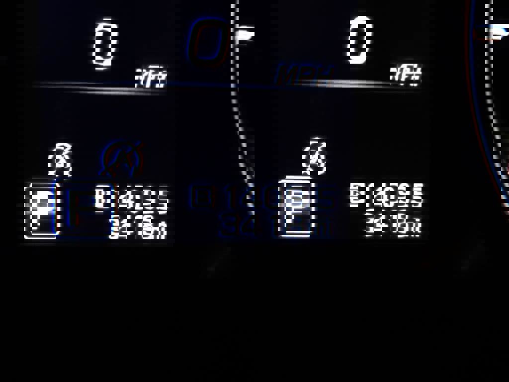 Used 2025 Subaru Outback Premium w/ Popular Package #1 image 19