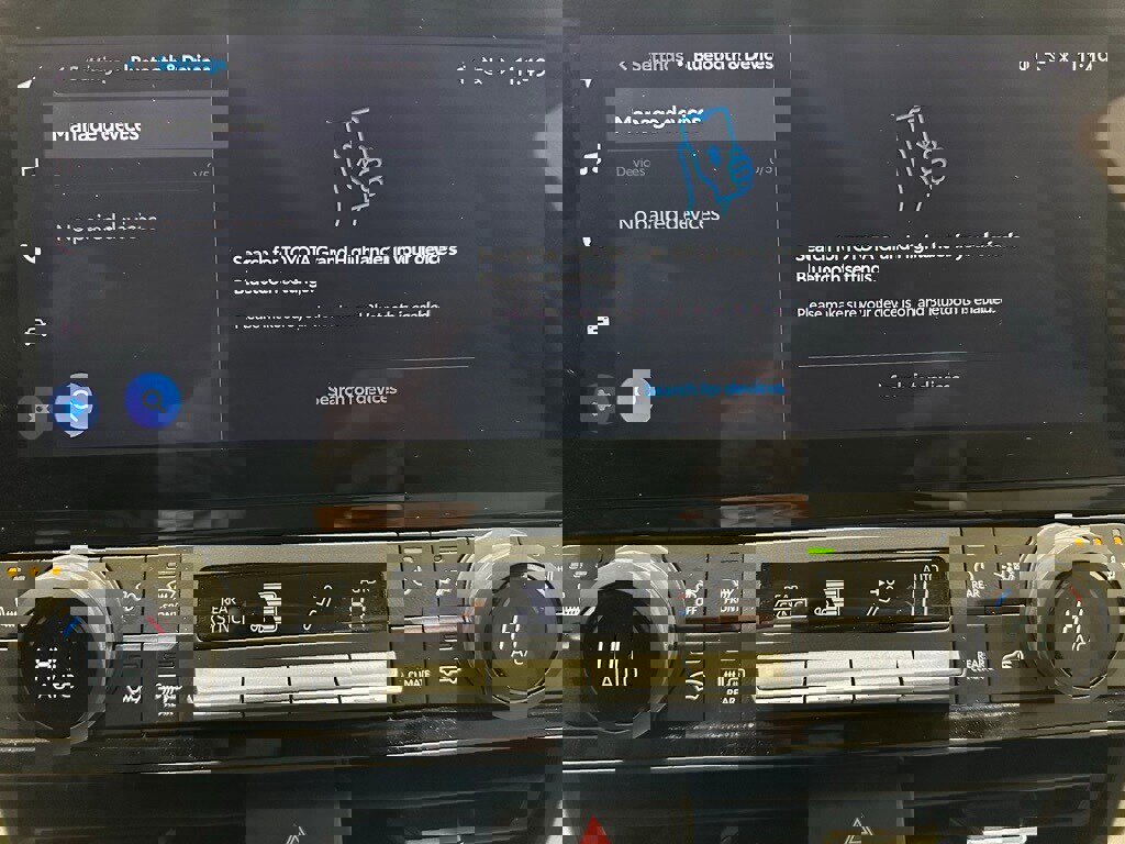 Used 2025 Toyota Grand Highlander AWD image 30