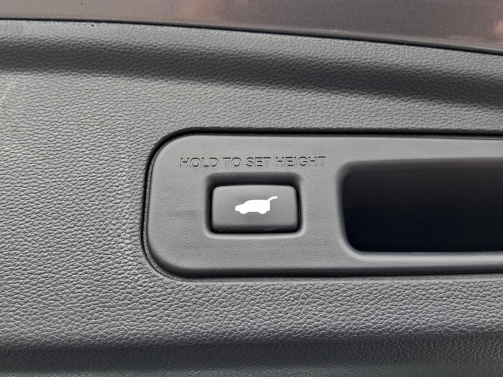 Certified 2024 Acura MDX SH-AWD w/ Technology Package image 30