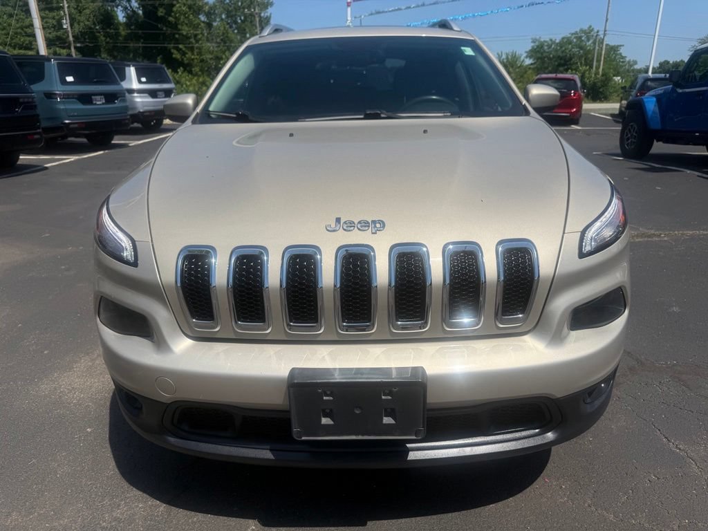 Used 2014 Jeep Cherokee Latitude w/ Comfort/Convenience Group AWD/4WD image 9