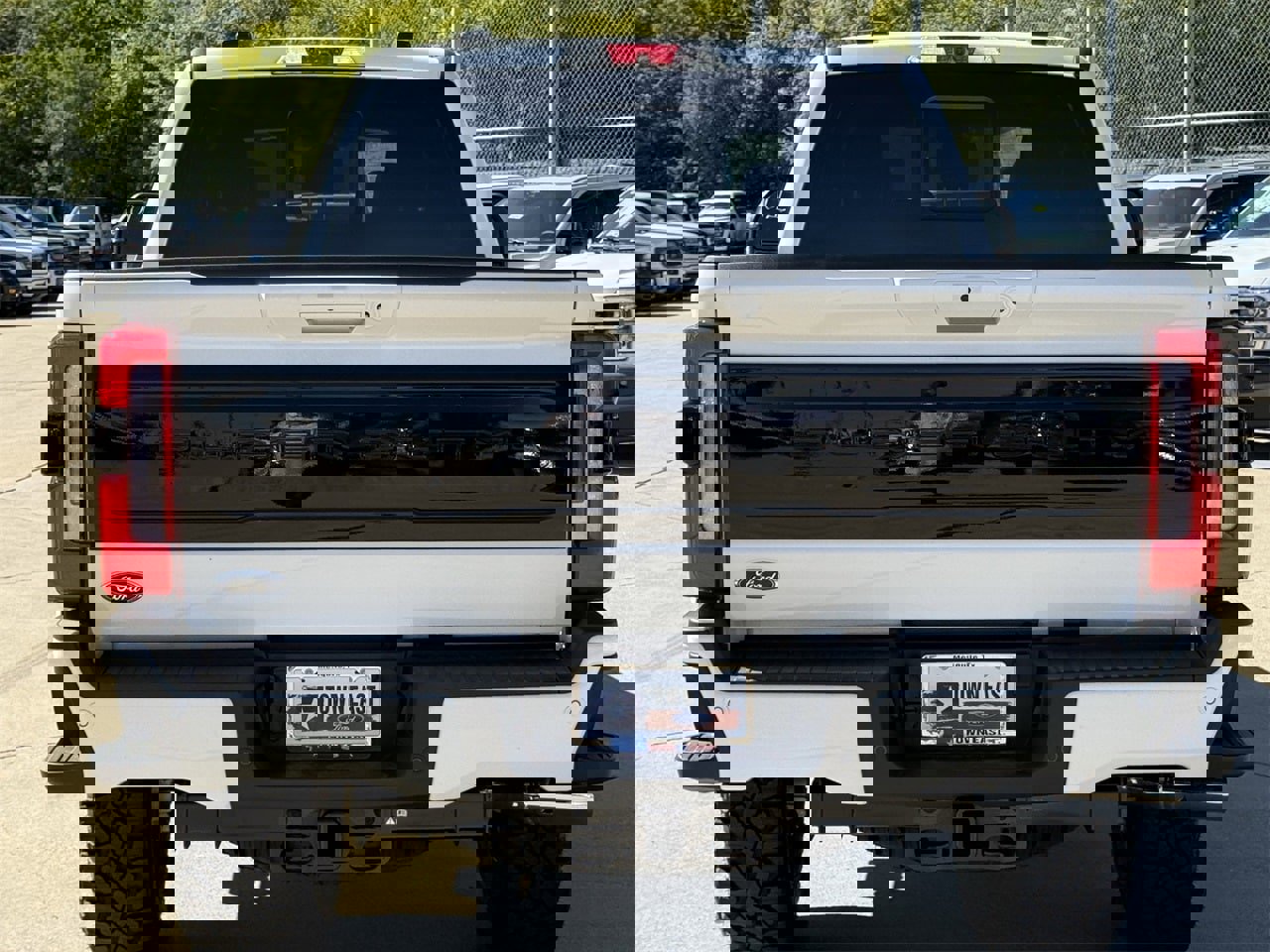 New 2026 Ford F250 Platinum image 28