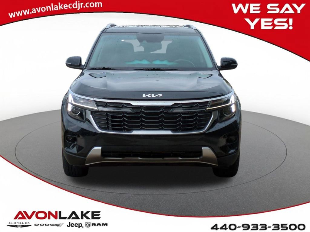 Used 2024 Kia Seltos EX image 9