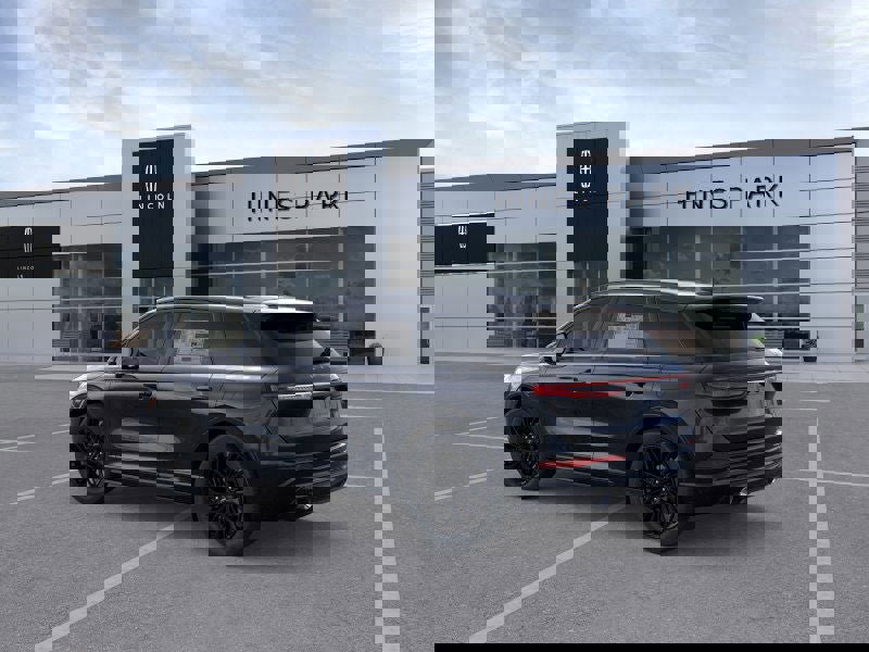 New 2026 Lincoln Corsair Grand Touring image 4