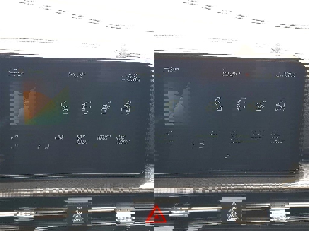 New 2026 Kia Sportage EX w/ EX Panorama Roof Package image 16