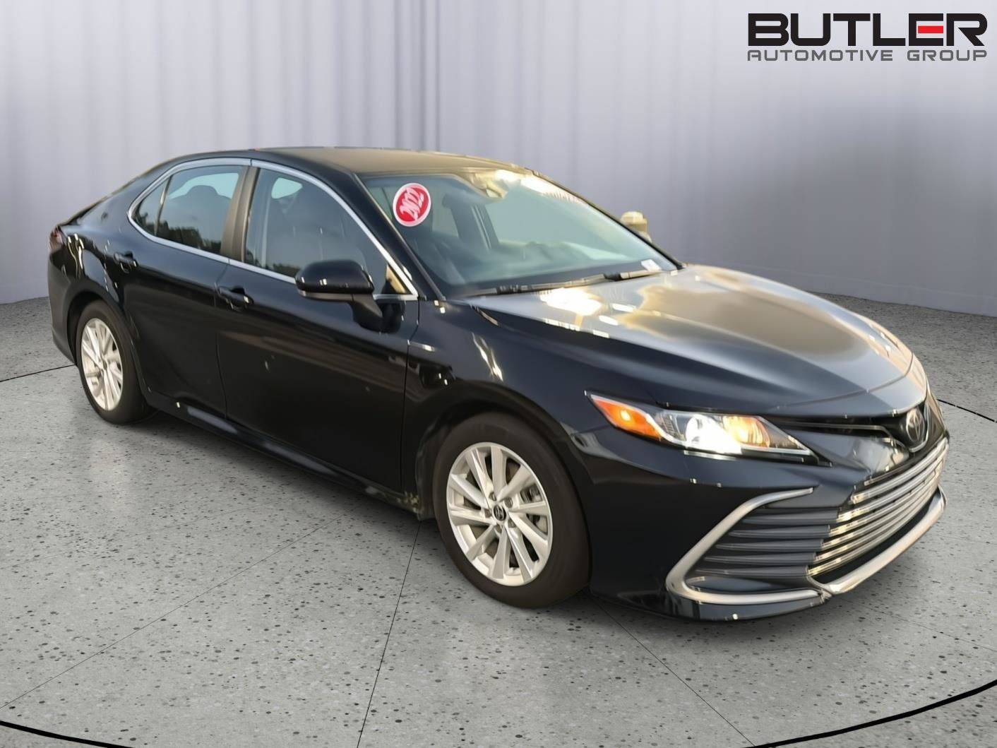 Certified 2022 Toyota Camry LE FWD image 8