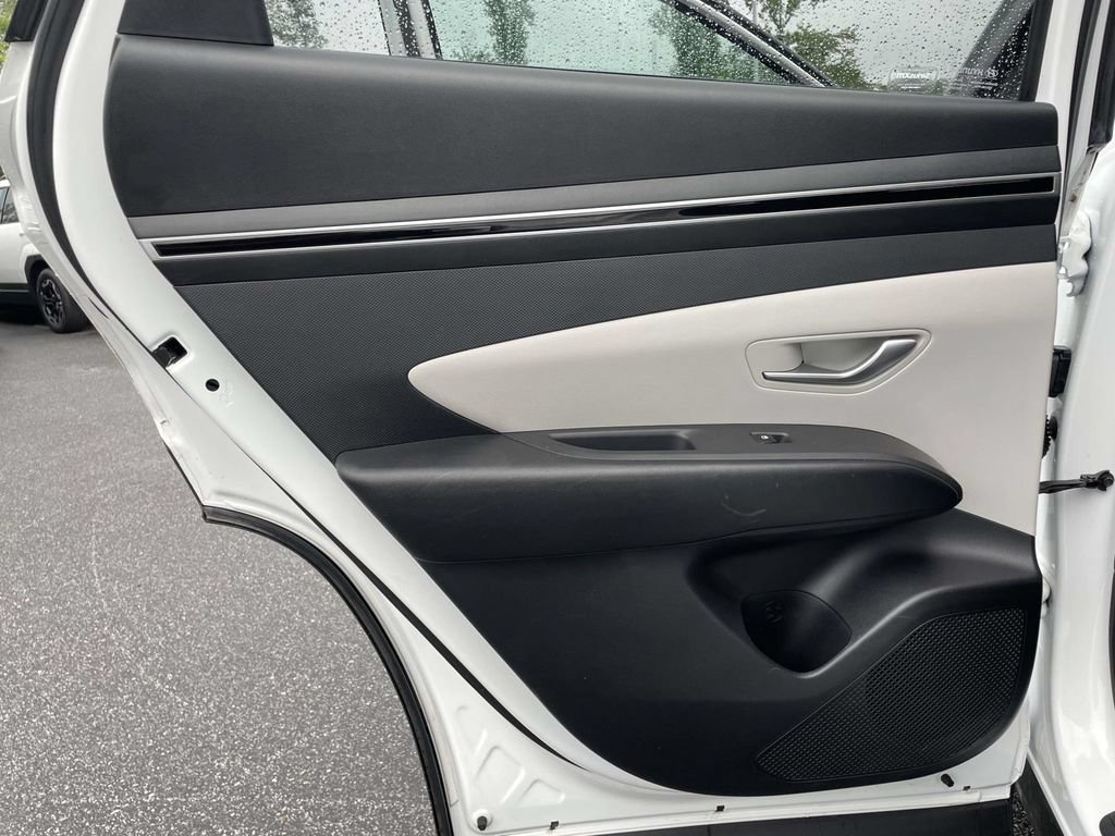 Certified 2023 Hyundai Tucson SEL AWD/4WD image 2