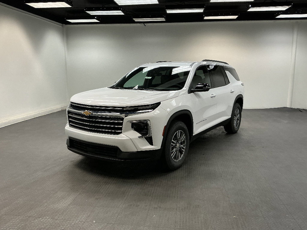New 2026 Chevrolet Traverse LT w/ LPO, Floor Liner Package FWD image 1