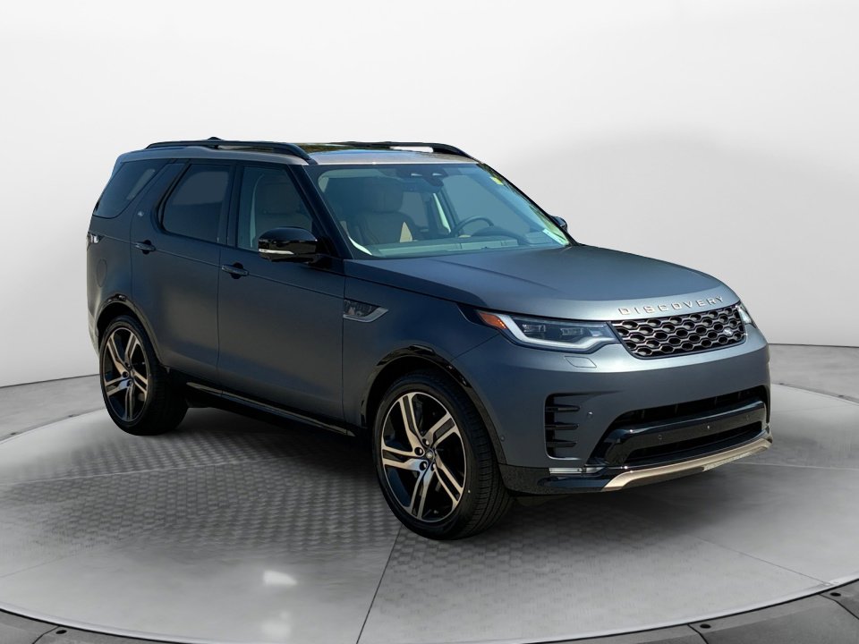 New 2026 Land Rover Discovery Limited Edition AWD/4WD image 3