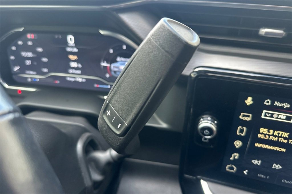 Used 2024 GMC Sierra 2500 Denali Ultimate image 23