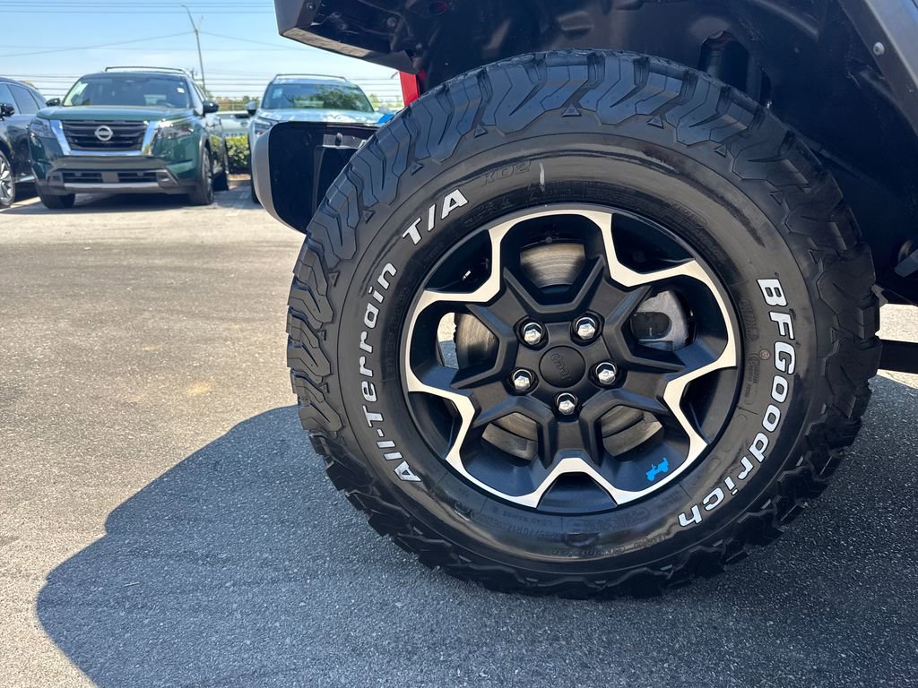 Used 2023 Jeep Wrangler Unlimited Rubicon 4xe image 31