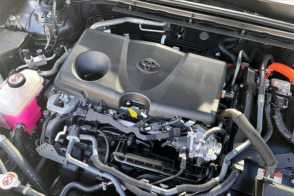 Used 2023 Toyota Crown XLE image 34