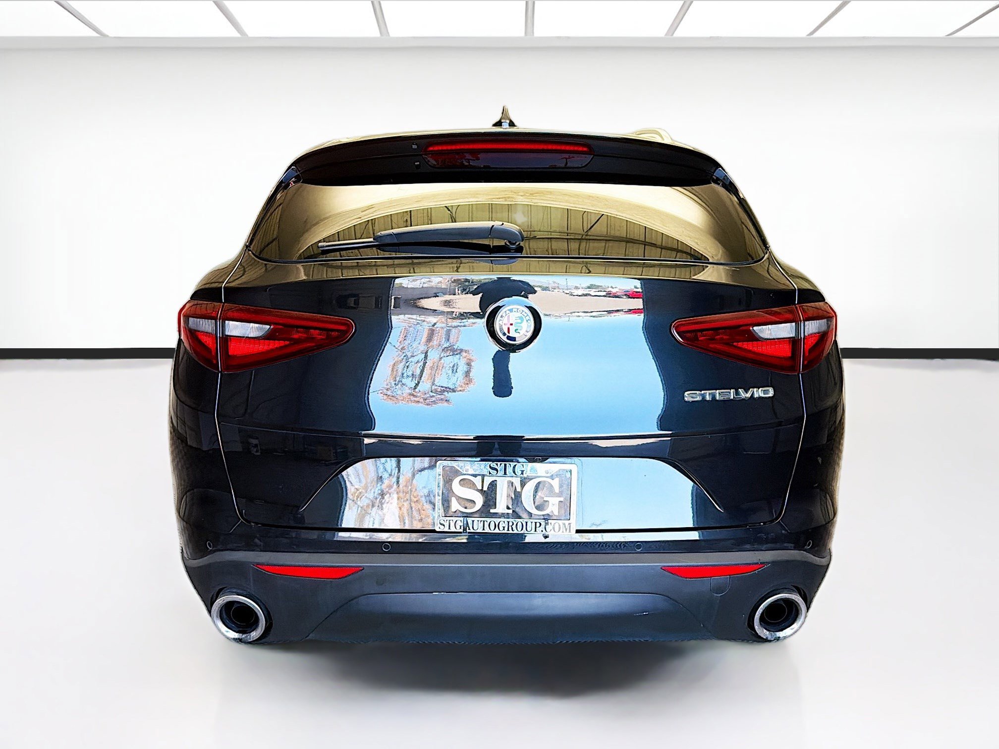 Used 2020 Alfa Romeo Stelvio image 5