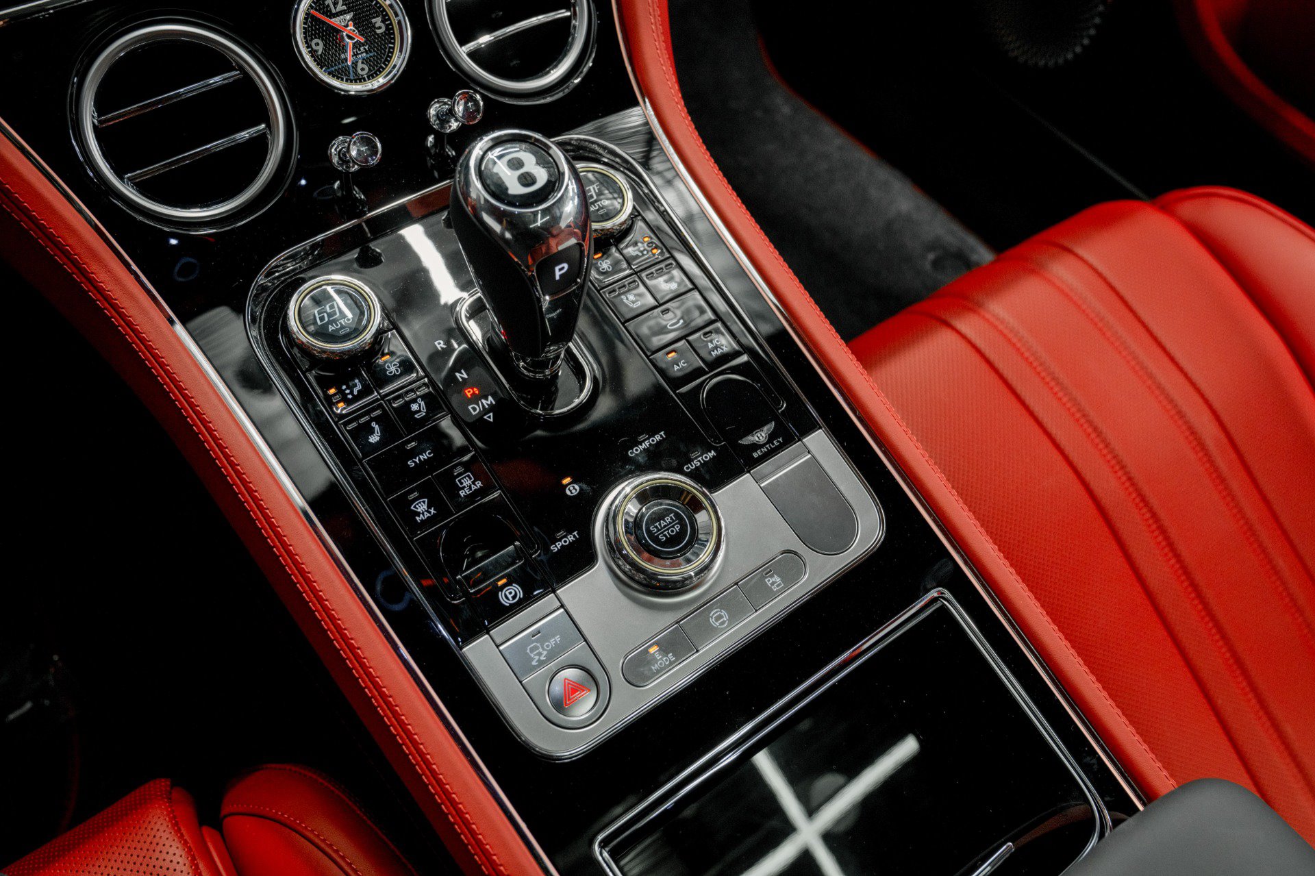 Used 2025 Bentley Continental GT AWD/4WD image 25