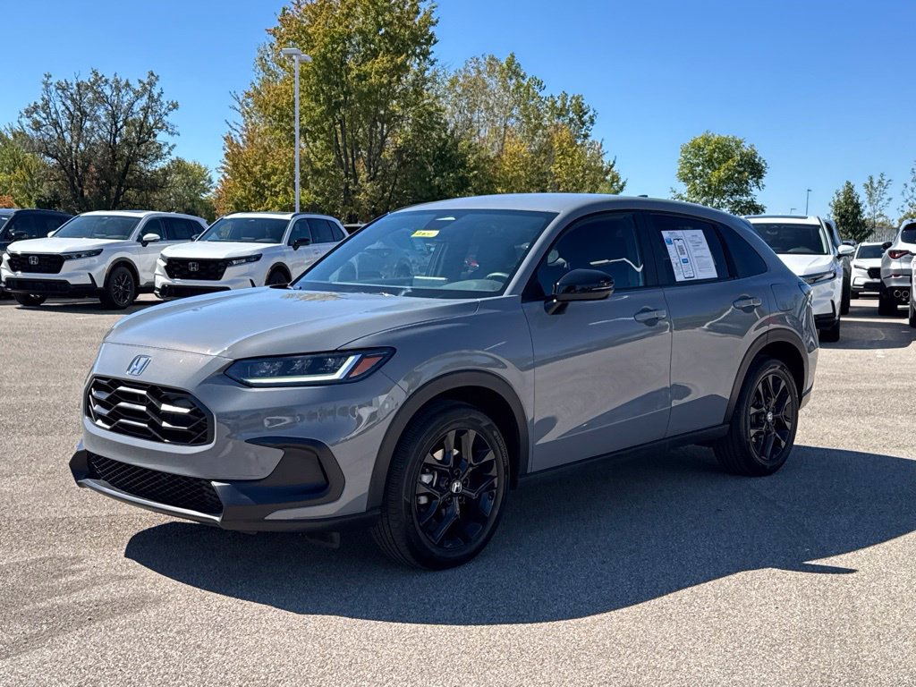 Certified 2025 Honda HR-V Sport image 3