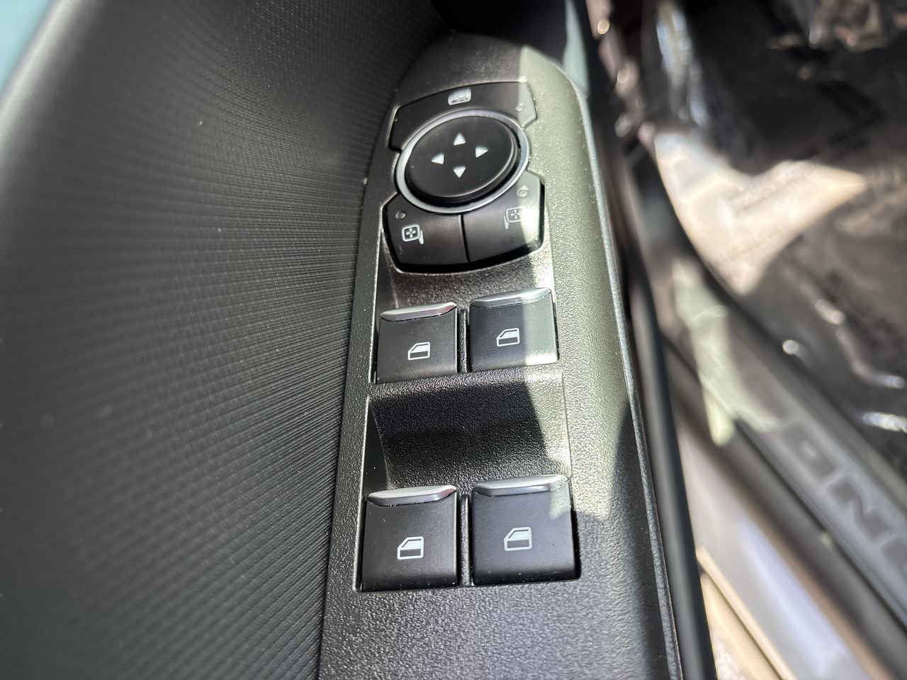 Certified 2023 Ford Bronco Sport Badlands AWD/4WD image 17