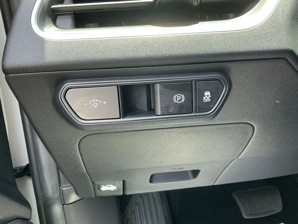 Used 2025 Kia K4 FWD image 25