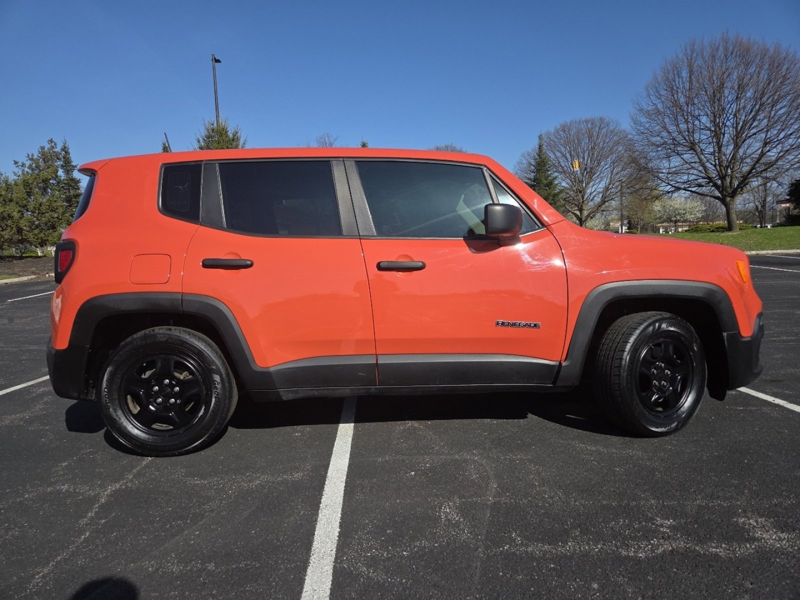Used 2018 Jeep Renegade Sport w/ Power & Air Group image 17