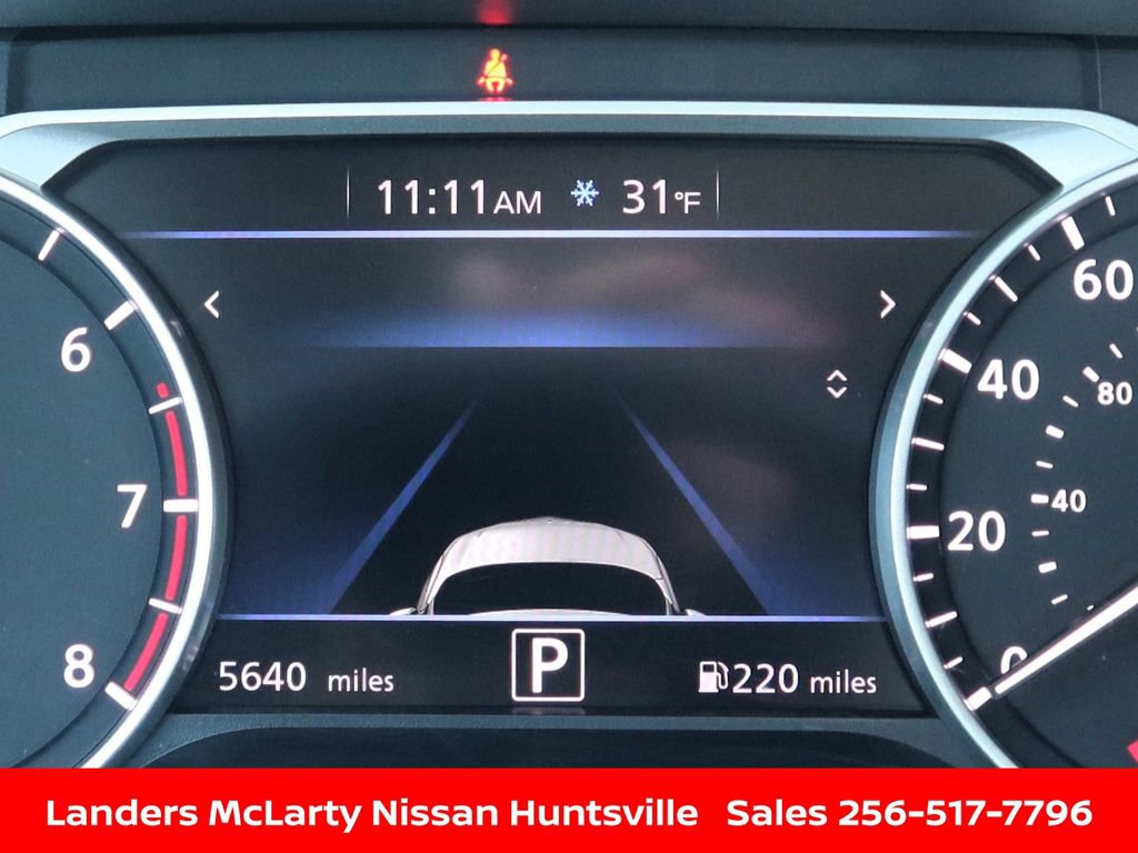 Used 2025 Nissan Sentra SV w/ Trunk Package image 25