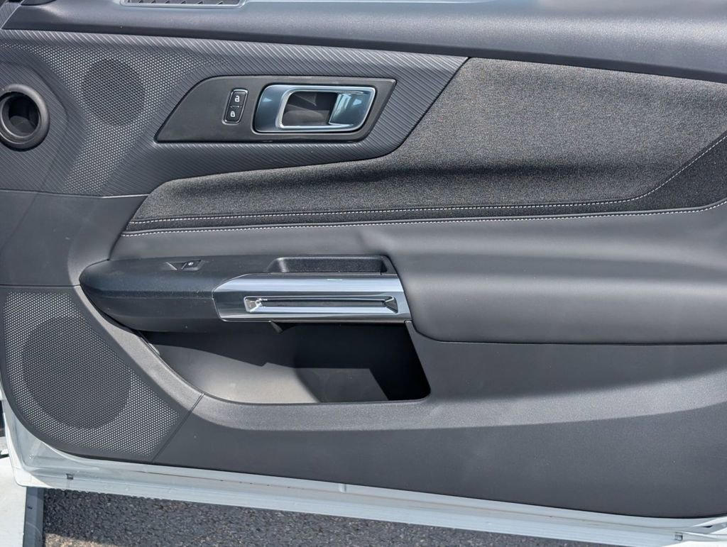 New 2026 Ford Mustang Coupe image 41