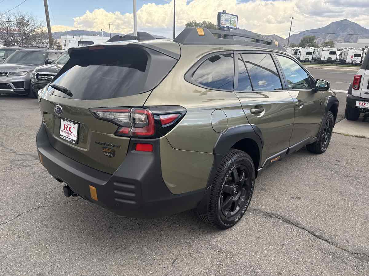 Used 2025 Subaru Outback Wilderness AWD/4WD image 6