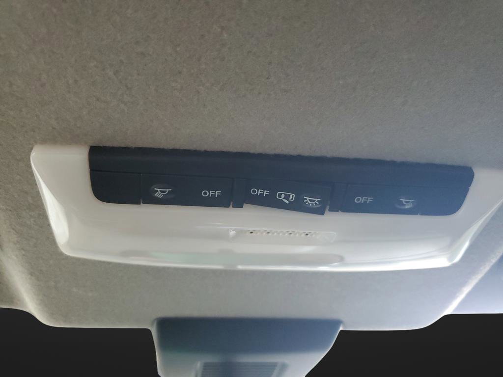 New 2025 Nissan Kicks Play S image 22