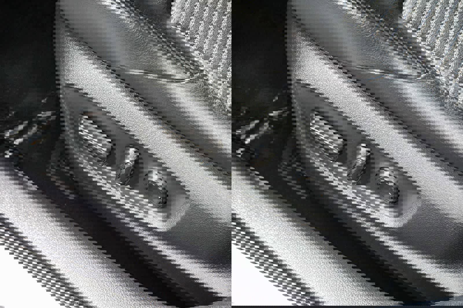 Used 2021 Toyota Corolla XSE w/ Carpet Mat Package (TMS) FWD image 23