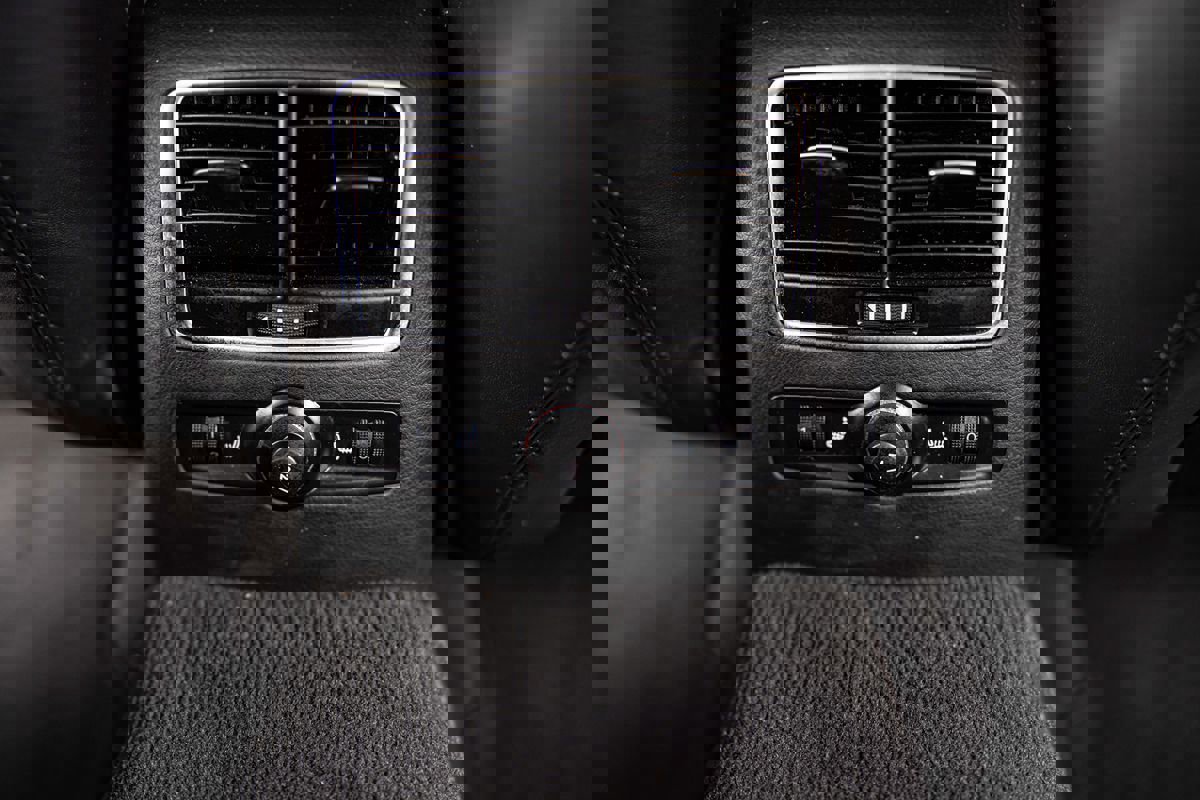 Used 2011 Audi S6 Prestige image 34