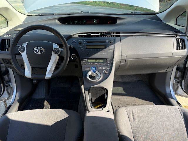 Used 2010 Toyota Prius One image 6