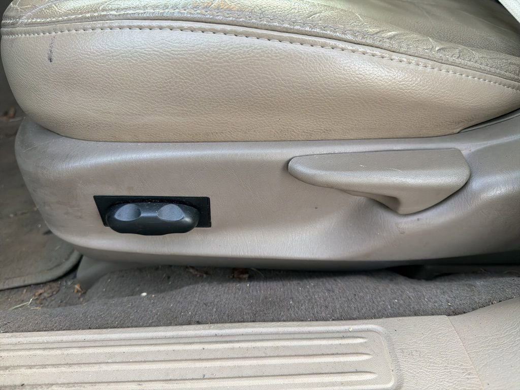 Used 2004 Mercury Sable LS Premium image 25